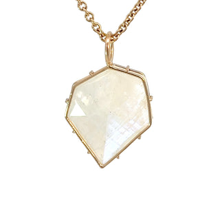 11.49ct Moonstone Harriet Stone